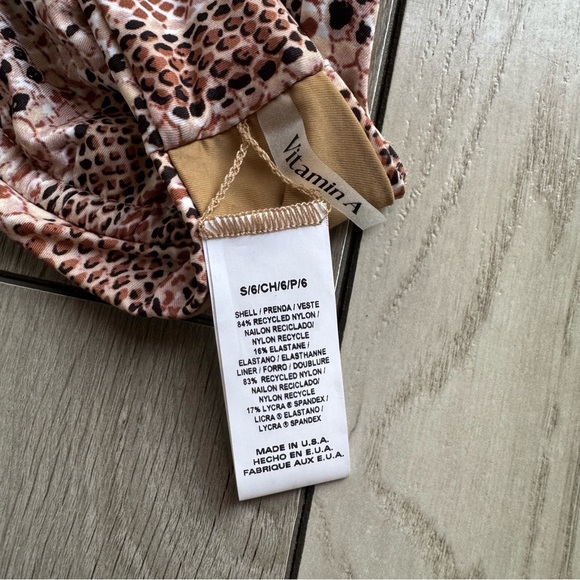 Vitamin A Demi Bikini Top in Mojave Snake | Size: Small | Excellent Condition - Picture 4 of 6